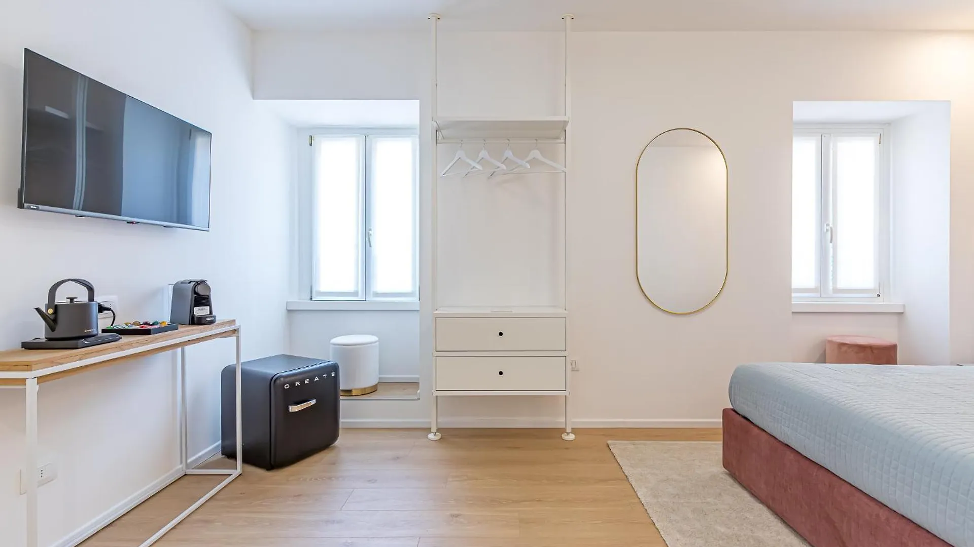 Goldie&Leon Rooms تْشيرنوبيو 0*,  إيطاليا